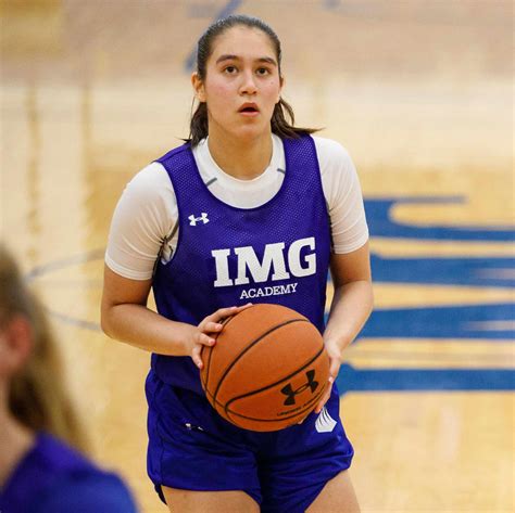 Girls Basketball Camps at IMG Academy - Book Now!