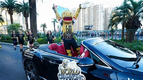 Golden Knights celebrate Stanley Cup win with wild Las Vegas parade ...