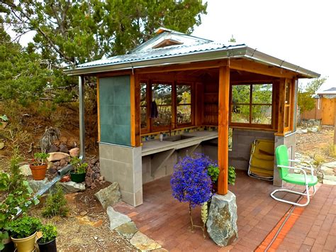 Alt. Build Blog: Building An Outdoor Kitchen: #2 Framing The Walls And Roof