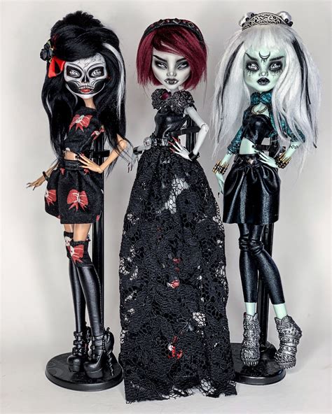 Gothic ghouls customs | Custom monster high dolls, Monster high dolls ...