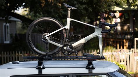 Roof Rack vs Hitch Rack for Bikes: Which is Right for You?