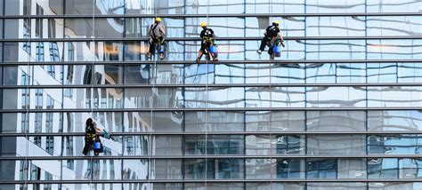 Skyscraper Window Cleaning Services Singapore | Realiable