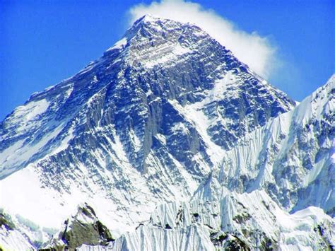 China's Survey Team Summits Mt Everest To Remeasure Its Height ...