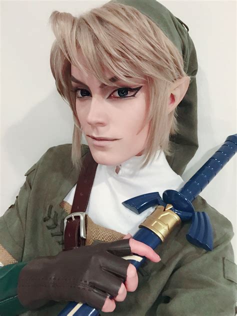 Twilight Princess Link Cosplay by akinecos on DeviantArt