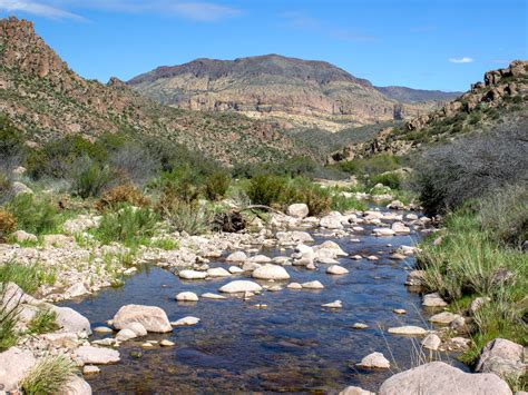 Black Mesa Hiking Trail Loop: Beauty and quiet in AZ's Superstition Mtns.