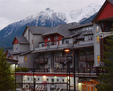 The Lodges At Canmore