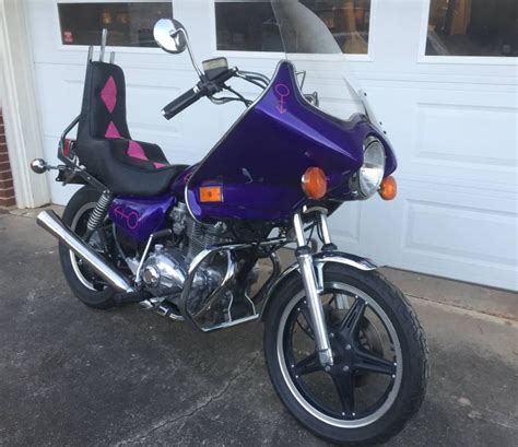 Purple Rain Replica – 1979 Honda CM400A Custom | Bike-urious