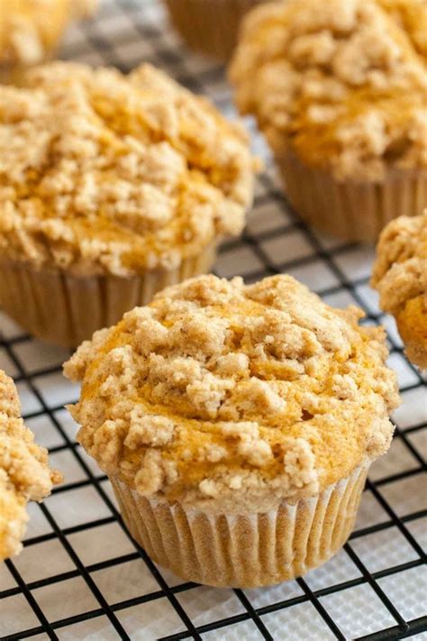 Easy Pumpkin Spice Muffins Recipe