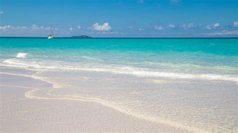 The Best Hotels Closest to Whitehaven Beach in Whitsunday Island for ...