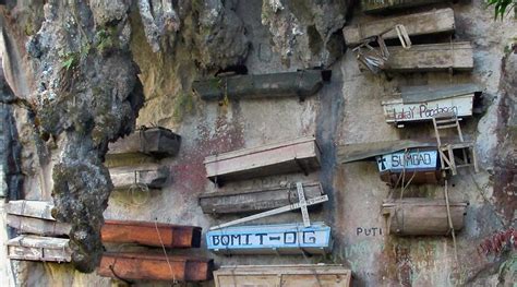 Hanging Coffins of Sagada - PILOT GUIDES