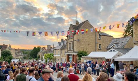 Charlbury Street Fair