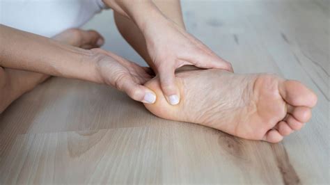 6 Best Heel Pain Exercises for Quick Relief