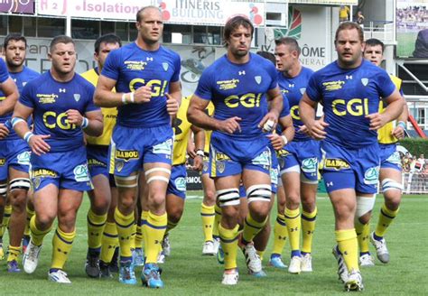 NineEightFiveSevenSixOneFour: Clermont Ferrand Rugby Team