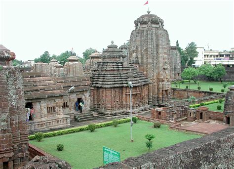 LINGARAJ TEMPLE - BHUBANESWAR Photos, Images and Wallpapers, HD Images ...