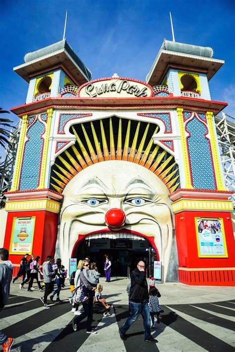 Luna Park Rides - Luna Park Melbourne | ThemeParks-AU / There is a huge ...