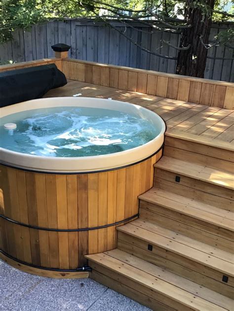 Great Northern® Custom Cedar Hot Tubs and Exercise Tubs | Hot tub ...