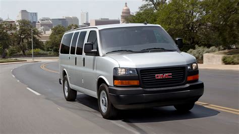 2021 Chevrolet Express Passenger Van - Specs, Interior Redesign Release ...