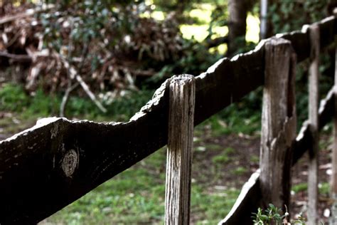 Broken Fence by Smithschips on DeviantArt