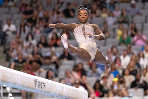 Simone Biles' Family Reacts to Her U.S. Championship Performance | NBC ...