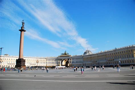 File:Palace Square, Saint Petersburg, Russia.jpg - Wikipedia, the free ...