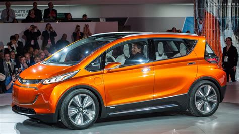 Chevrolet Bolt Electric Car Concept Video