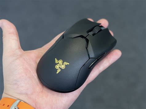 Razer Viper Ultimate hands-on: Making the best gaming mouse even better ...