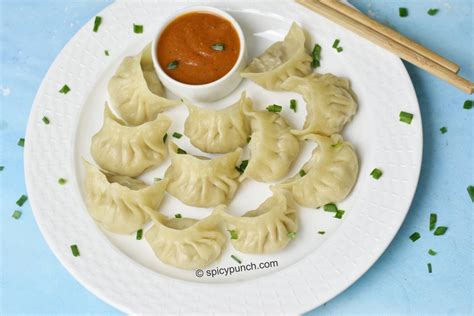 chicken momos recipe(steamed momo) - spicypunch