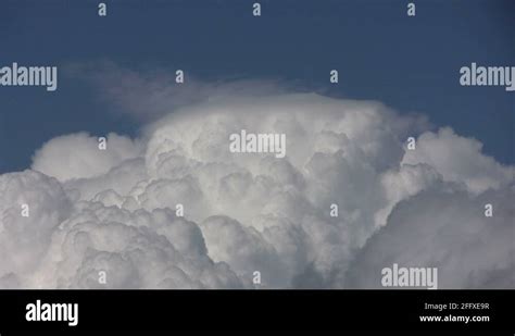 Pileus cloud formation Stock Videos & Footage - HD and 4K Video Clips ...