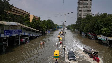 Monsoon’s Fury Sours Romance of Wet Season Travel in India - The New ...