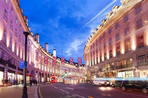 Oxford Street in London - One of London’s busiest streets – Go Guides