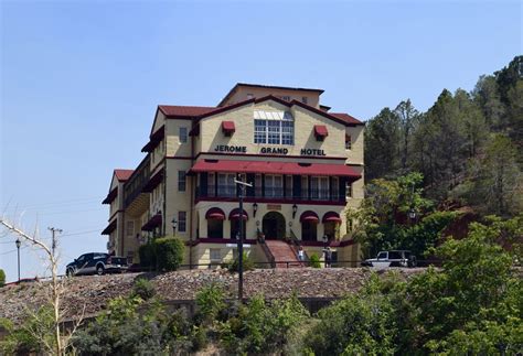 Jerome, Arizona is a old western ghost town worth visiting