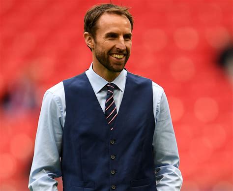 Gareth Southgate Waistcoat / Brits Wear 'Lucky' Gareth Southgate ...