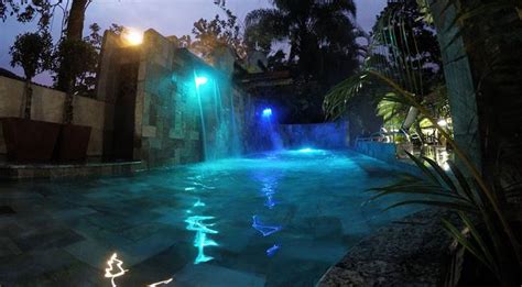 Paradise Hot Springs | La Fortuna | Arenal Volcano Costa Rica.