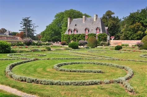 Chateau De Chenonceau Gardens Stock Photo - Image of luxurious, wealthy ...