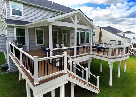 Wood Decks vs. Composite Decks | Keystone Custom Decks