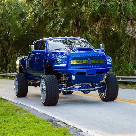 Trucks with Attitude: Custom Dodges Lifted Trucks | Trucks lifted ...