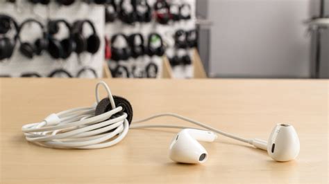 Apple EarPods Review - RTINGS.com