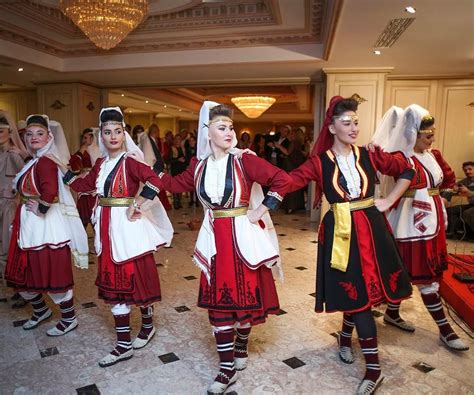 albanian dance | Albanian culture, Ethnic fashion, Costumes around the ...