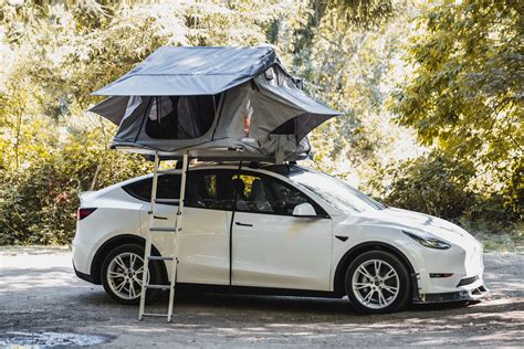 Tesla Model Y Roof Rack Crossbars System