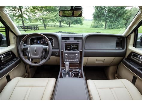 2017 Lincoln Navigator Prices, Reviews and Pictures | U.S. News & World ...