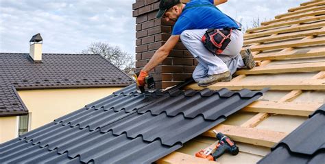 Get Homeowners Insurance To Pay For A New Roof (6 Steps)