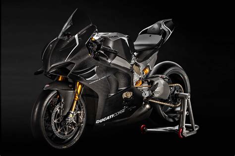 2019 Ducati Panigale V4 RS19 Debuts at EICMA 2018 - BikesRepublic.com