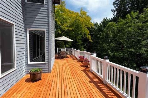 8 Deck Stain Colors That Will Make Your Deck Pop! - DIY Painting Tips