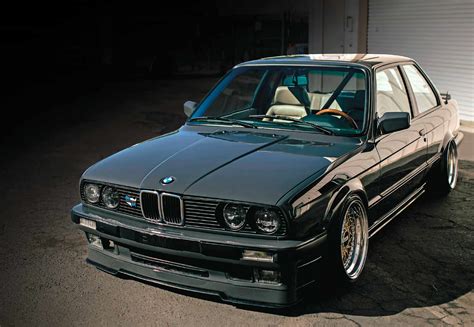 S50-swapped rebuilt with CP-Carrillo forged pistons BMW E30 Coupe ...