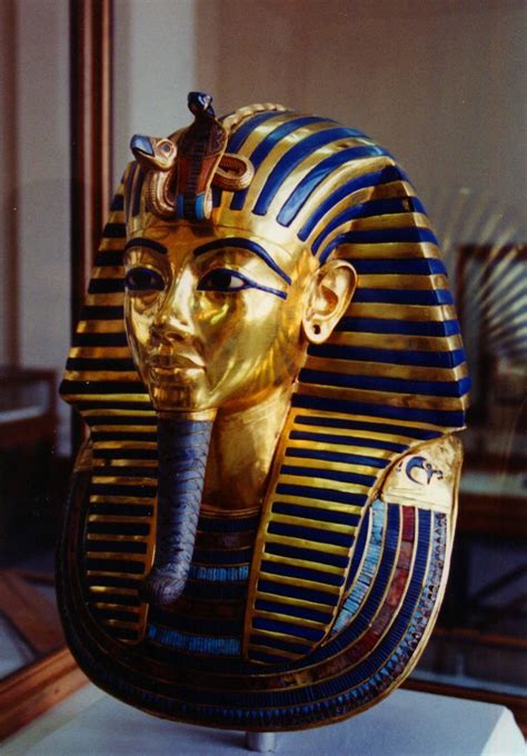 DEATHMASK OF TUTANKHAMUN | Egyptian history, Egypt history, Ancient egypt