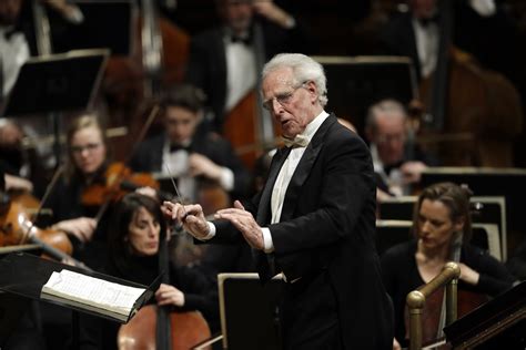 Q&A: Can't stop, won't stop: Famous conductor's show goes on