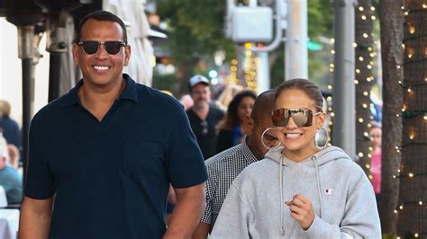 Jennifer Lopez and A-Rod Are Making Coordinated Athleisure a Thing ...