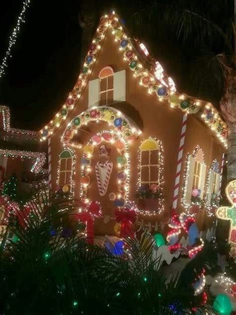 Gingerbread House Christmas Lights | Home Inspiration