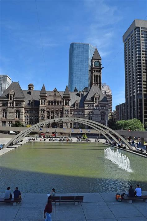 Top 10 Tourist Attractions in Toronto