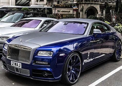 Two-tone blue and silver Rolls Royse Ghost | Rolls royce, Rolls royce ...